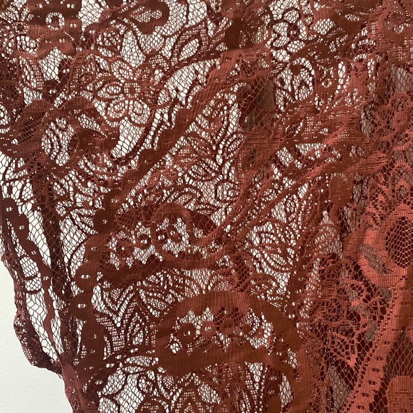 Large lace kimono - Picture 4 of 4